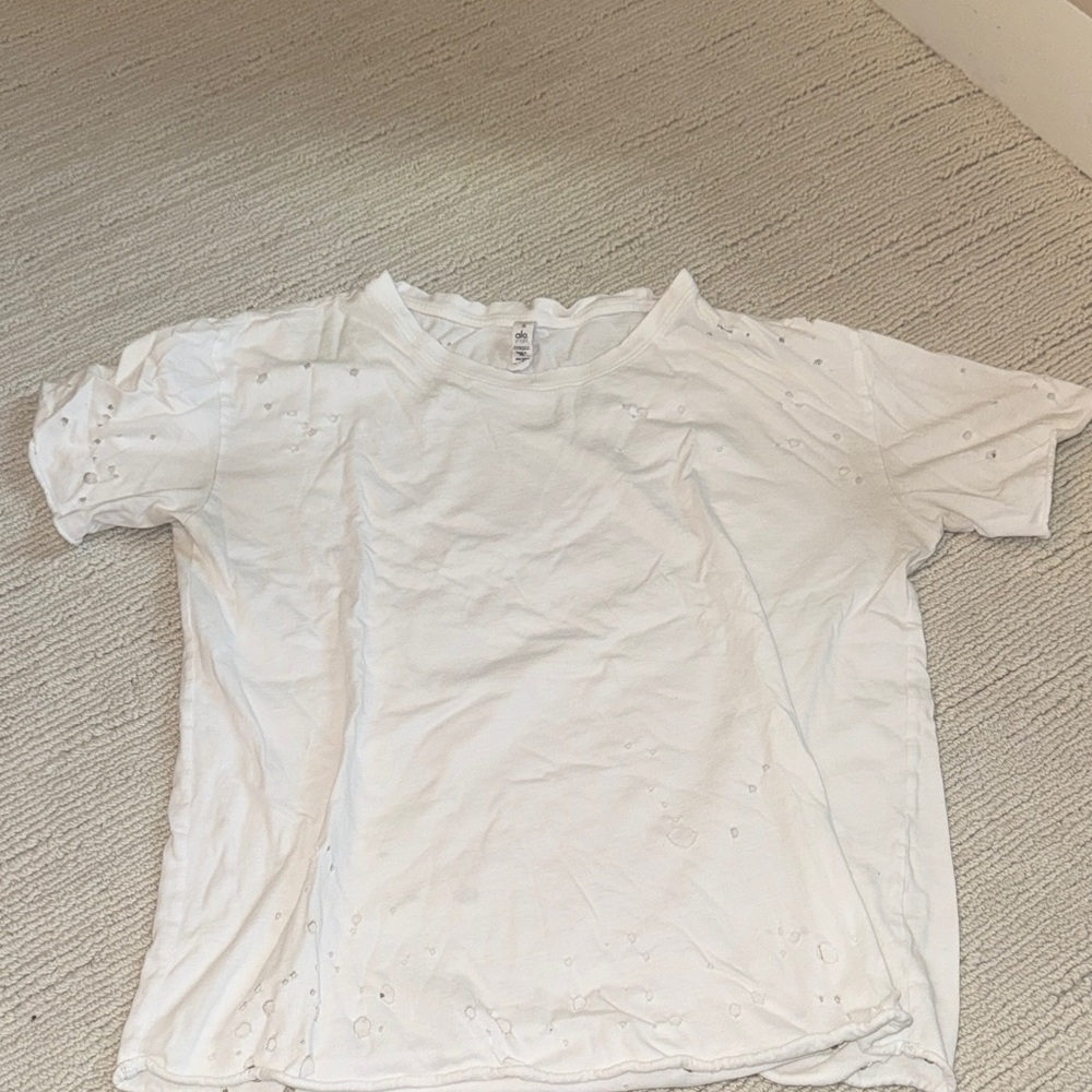 ALO Yoga White Distressed Tee Size small